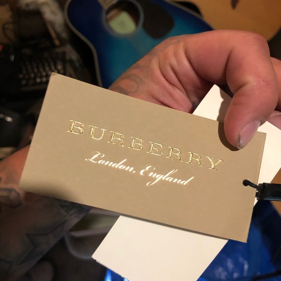 BURBERRY
Ll Md Dring Cb L26 Acgpe Crossbody - Picture 3 of 5